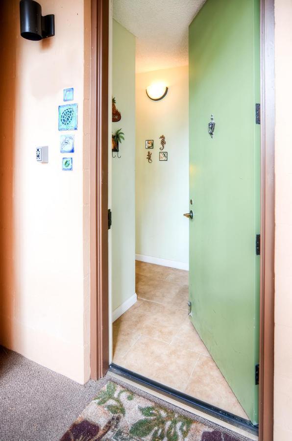 Oceanview Kailua-Kona Condo With Private Balcony! Bagian luar foto